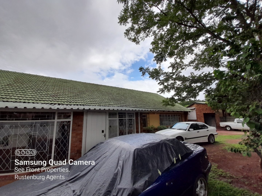 3 Bedroom Property for Sale in Lower Bo-dorp North West